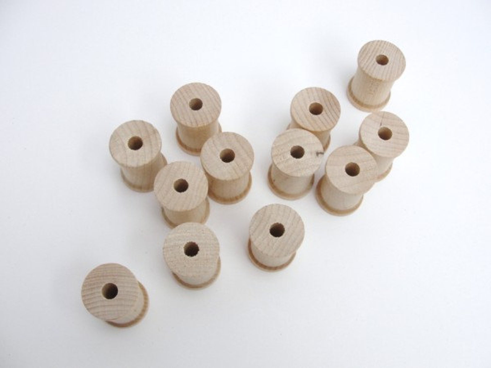 Wooden Spools 1 3/16 Inch Set of 12, Little Wood Spools - Etsy