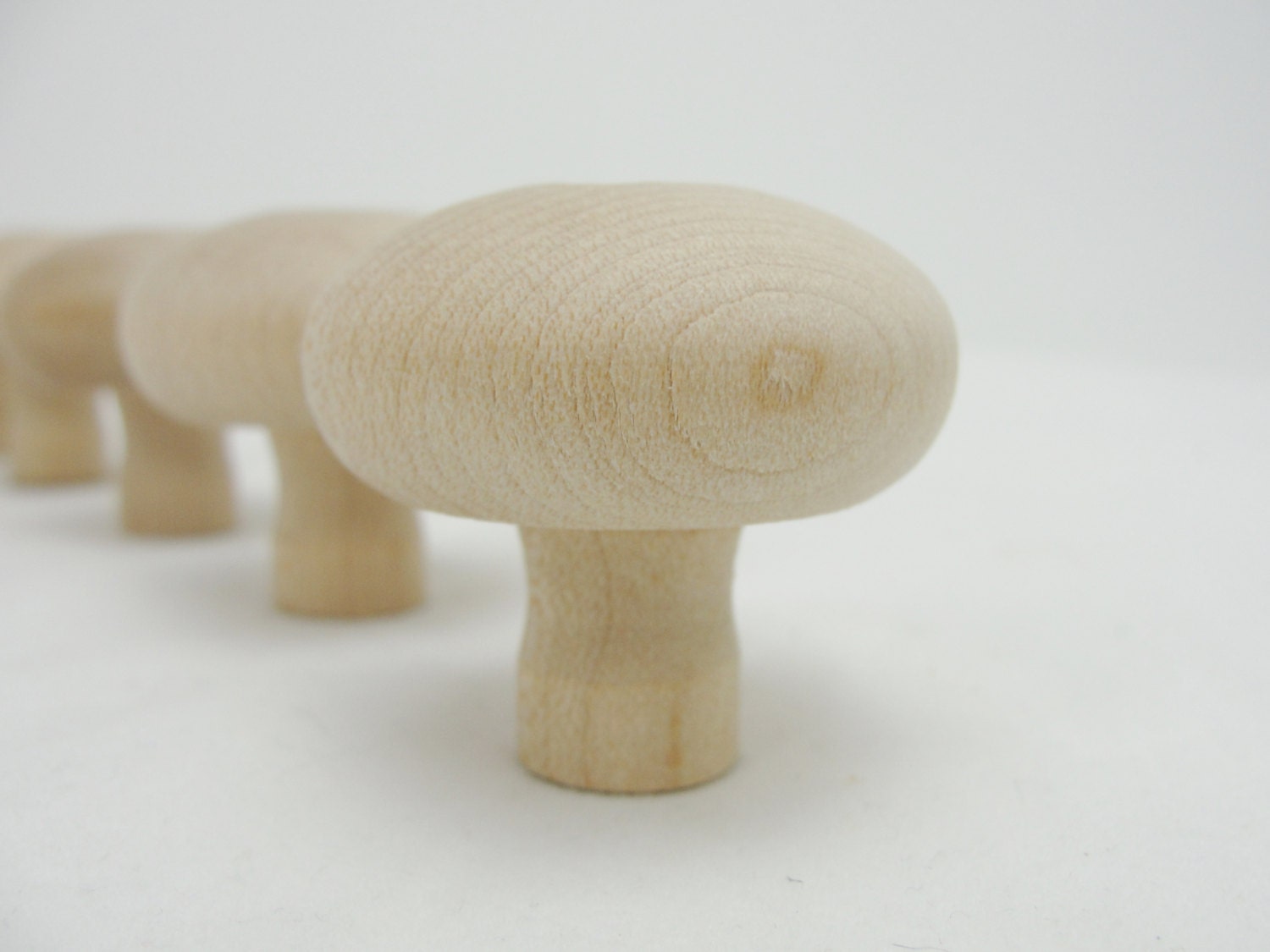 Small wooden mushroom, diy mushroom, wood mushroom, set of 5 unfinish…