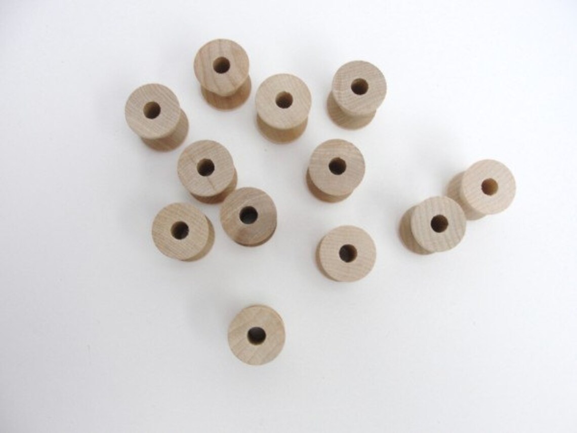 12 Wooden Spools 1 1/8