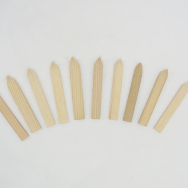 Tiny wooden 3 1/2" skis 5 pairs