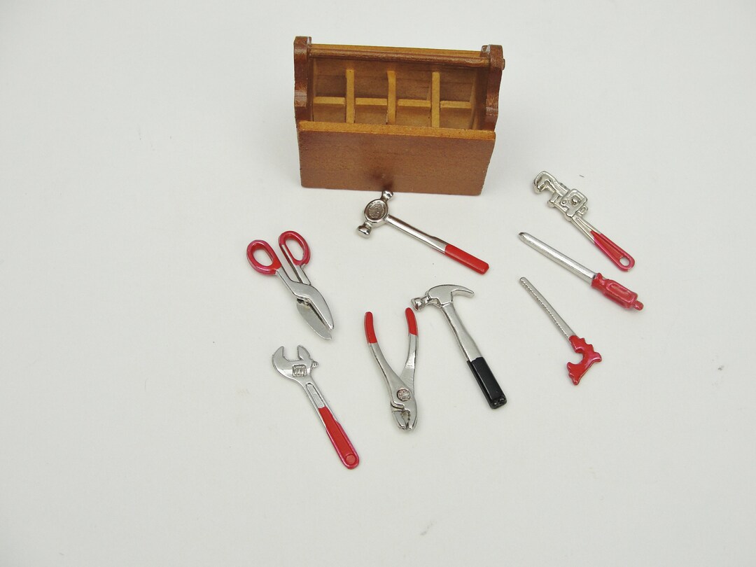 Mini Toolbox With 8pcs Tools Multi-tool Model Set Miniature Wooden House  Tool Box Dressing Toys Scene DIY Fairy Garden Dollhouse Accessories -   Sweden