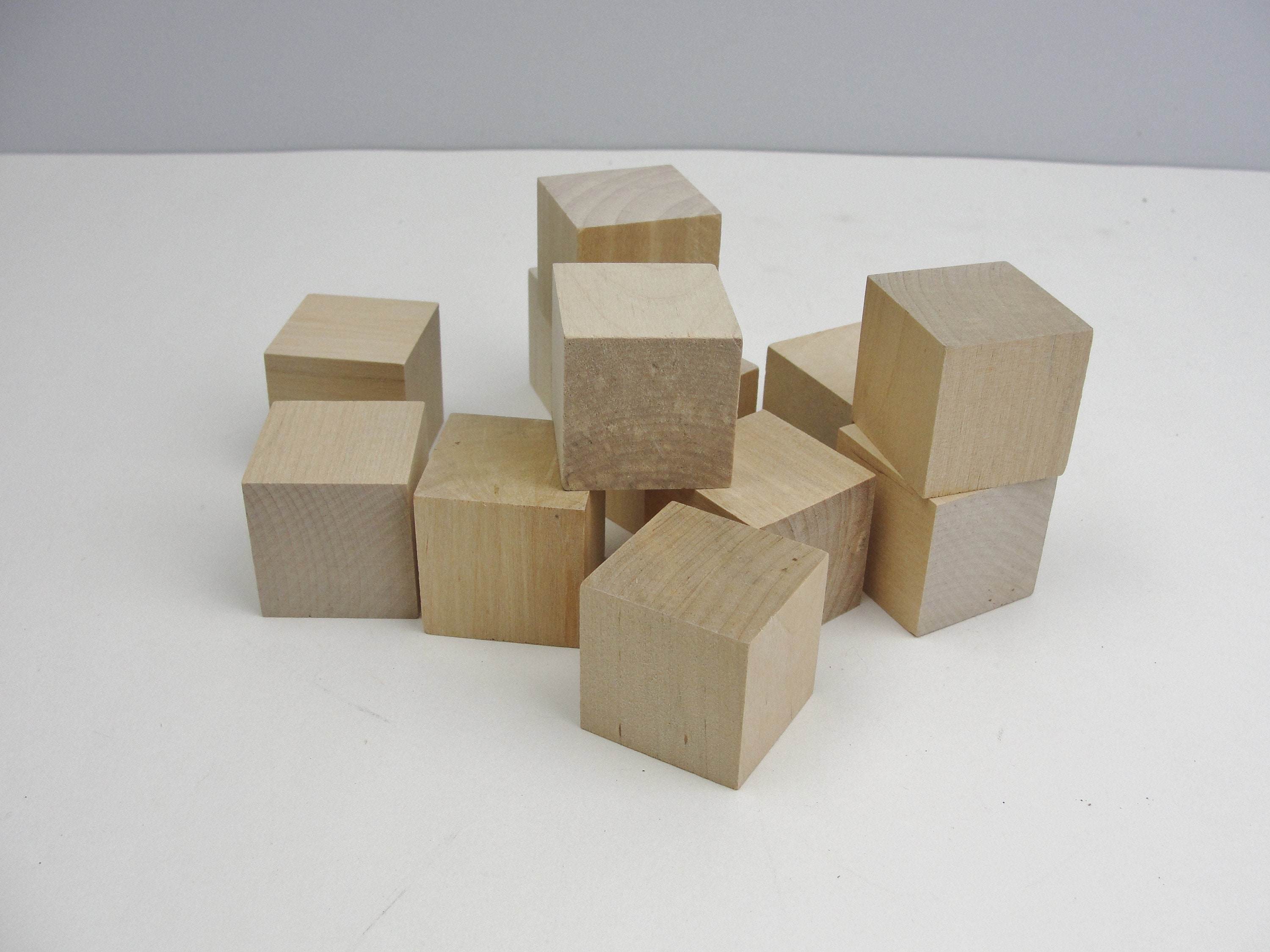 Wood Cubes 4 inch Unfinished, Small Blocks, Crafts & Décor