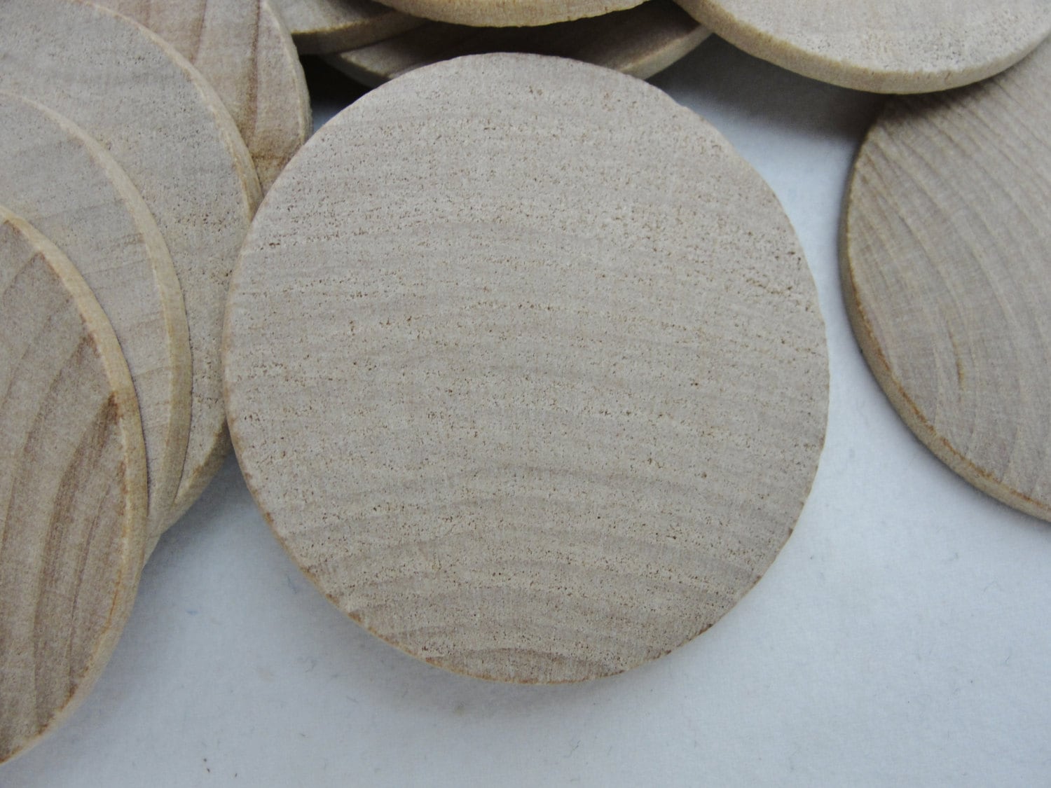 Unfinished Wooden Discs 1 1/4 Set of 25, Wood Disc, Wood Ornament