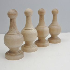 Wooden finial set of 4