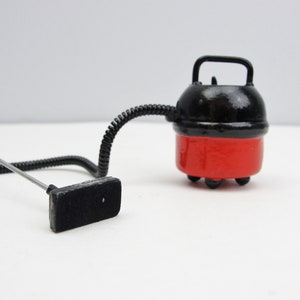 Classics Dollhouse Miniature Workshop Vacuum Cleaner - 1:12 Scale Silver & Black, Collectible