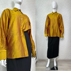 Perfect satin vintage 90s ETRO silk shirt gold, size 48