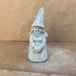 Outdoor Gnome Woodland Stone Statue Lady Gnome Standing Sculpture Concrete Dwarf Lady Small Figurine Garden Cement Ornament Indoor Gnome
