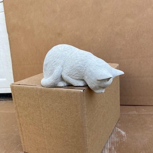 Cat Perching Stone Statue Kitten Lovers Gift Concrete Cat Sculpture Pet Grave Figurine Kitty Realistic Garden or Porch Lifesize Figure
