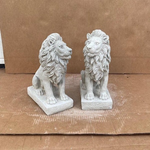 Lions Garden Figure Massive Lions Pair Concrete Statue Front Door Gift Decorations Two Large Lions Porch Sculpture Stone Yard Animals Decor