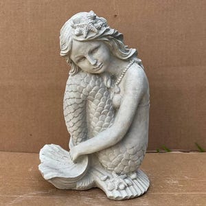 Sitting Mermaid Stone Sculpture Concrete Girl Marine Statue Mermaid on Shell Garden Figurine Indoor or Outdoor Decoration Girl Ocean Figure