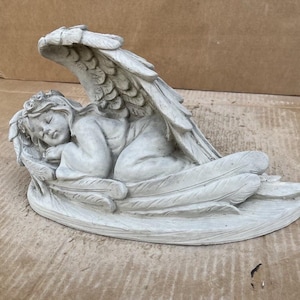 Concrete Girl Sleeping Memorial Angel Detailed Figure for Garden Religious Cement Art Stone Girl in Wings Sculpture Angel Porch Decoration