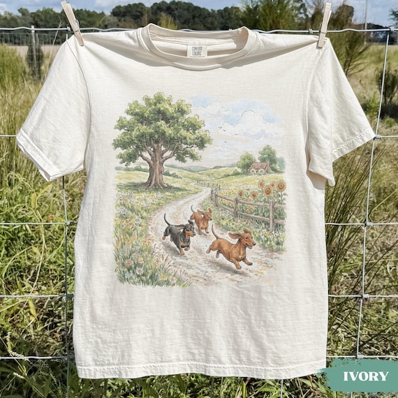 Vintage Running Dachshunds Graphic Tee, Countryside Animal Shirt, Rustic Western Daschund Top, Comfort Colors® Weenie Lover Gift Tee