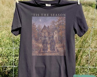 Vintage Witch Shirt, Haunted House Halloween TShirt, Retro Fall Autumn tee, 'Tis the season, Salem 1692 sweatshirt, Spooky Season Shirt