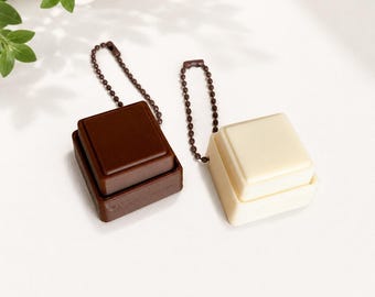 Chocolate Bar Clicker Keychain STL/3MF File | Fidget Clicker Toy | Printable Keychain | 3D Print Model | Commercial Use