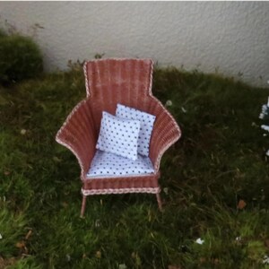 1/24 Dollhouse Miniature Wicker Armchair Artist Handmade