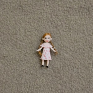 Winzige OOAK Miniatur Puppenhaus Spielzeug Puppe Künstler Handgemacht
