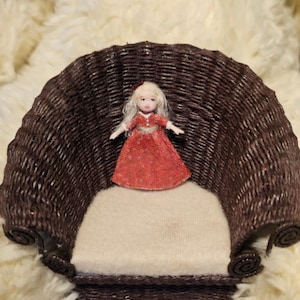 OOAK Sculpted Miniature Dolls House Tiny Dolly Toy Artist Handmade