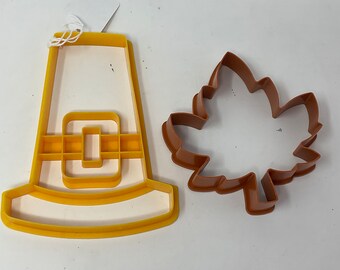 Vintage Cookie Cutters. 6 inch Pilgrim Hat and Giant Maple Leaf.