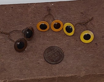 Choice of ONE pair of Antique Yellow Brown or Orange Glass Eyes