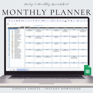 Peut inclure: Un ordinateur portable affichant un tableur de planificateur mensuel numérique. Le tableur est organisé avec des dates et des espaces pour les entrées. L'écran affiche le texte "MONTHLY PLANNER" et "GOOGLE SHEETS - INSTANT DOWNLOAD".