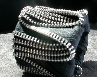 ZigZag Black Zipper Cuff In Silver