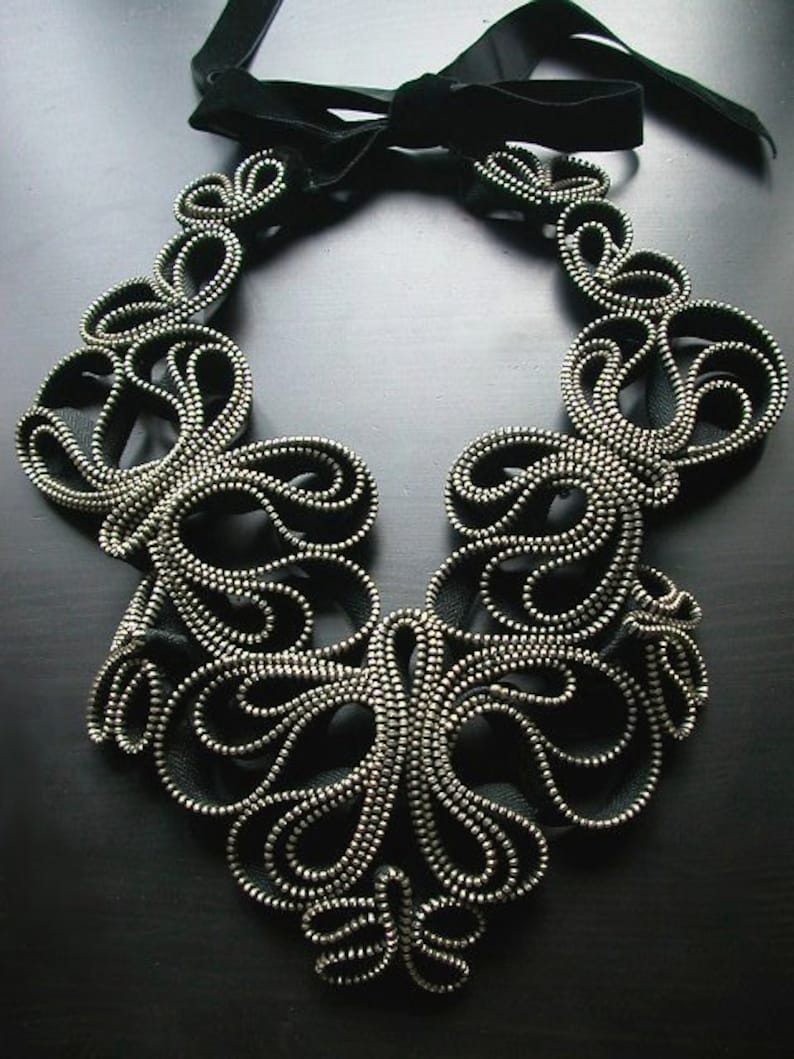 Madame Butterfly Zipper Necklace image 1