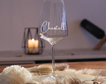 Weinglas personalisiert mit Namensgravur – personalisiertes Glas mit Wunschname – Geschenkidee für Frauen Männer Geburtstag