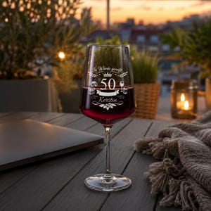 Personalisiertes Weinglas zum Geburtstag | Mit Alter und Name graviert | Geschenk zum 20., 30., 40., 50. oder 60. Geburtstag