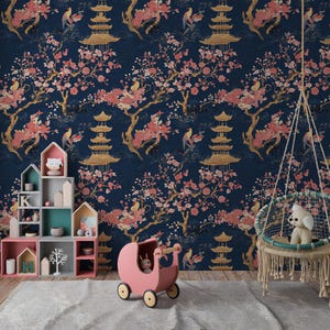Carta da parati con pagoda giapponese - Decorazione murale floreale blu scuro e oro, stile asiatico per camerette o spazi abitativi