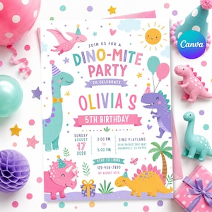Könnte beinhalten: Eine Geburtstagseinladungskarte mit bunten Illustrationen von Dinosauriern mit Partyhüten, einer Sonne und Konfetti. Der Text lautet: Join us for a Dino-Mite Party to celebrate Olivia's 5th Birthday, Sunday August 17 2026, 2:00 PM to 5:00 PM, Dino Playland, 1294 Prehistoric Way, Roarsville, CA 98765, RSVP to Emma 123-456-7890 by August 10th.