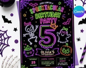 Puede incluir: Una tarjeta de invitación de cumpleaños negra con gráficos estilo neón de un esqueleto, un fantasma, una calabaza y telarañas. El texto dice: JOIN US FOR A SPOOKTACULAR BIRTHDAY PARTY, 5, IT'S OLIVIA'S 5TH BIRTHDAY, SATURDAY 25 OCTOBER, 2:00PM - 5:00PM.