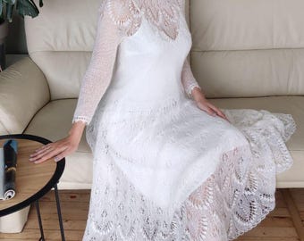 Handgebreide witte mohair trouwjurk – kanten bruidsjurk, bescheiden wintertrouwjurk, handgemaakte cottagecore-bruidsmode