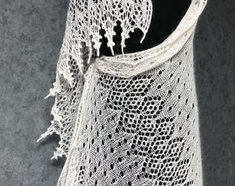 Elegante chal de boda de mohair calado, estola nupcial artesanal, capa y chal para novias, capa de boda de punto, bufanda de boda.