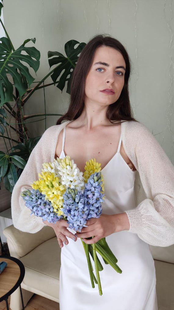 ivory shrug for wedding dress Ivory Tulle Wedding Bolero: Lace Bridal Shrug, Long Sleeve Jacket