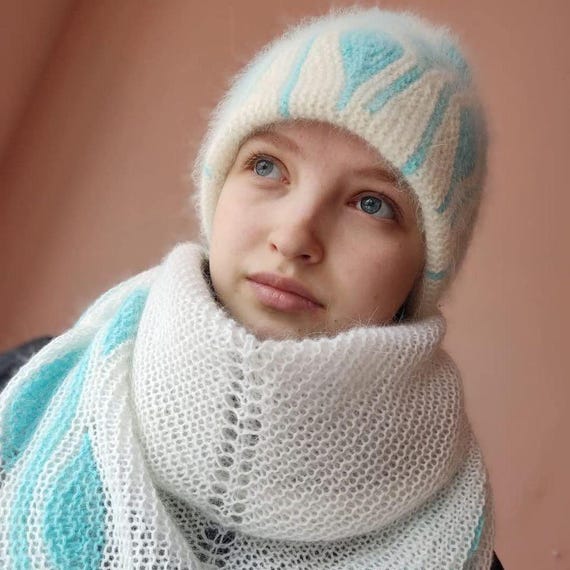 White & Blue Angora Knit Beanie and Scarf Set, Handmade  display picture 3