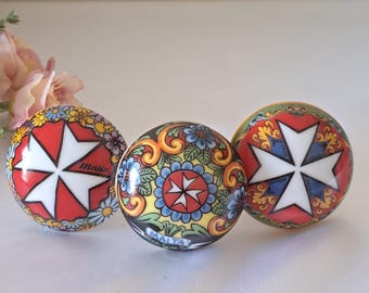 Malta Ceramic Wine Bottle Stopper Maltese Cross
