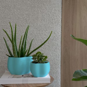 Blumentopf Pastellblau | Eden PLANTER delicate Ice, hellblaue deko, Perfekt für Pflanzenliebhaber, Zuhause Pflanzentopf, bunte Einrichtung