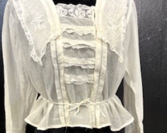 Antieke Edwardiaanse witte blouse uit 1890