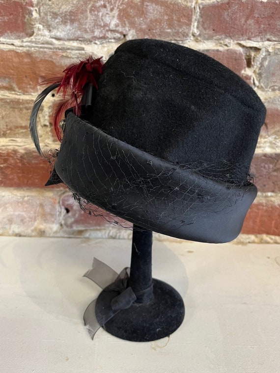 Milbrae Black Felt Vintage Hat, Red Feather, Rhin… - image 5