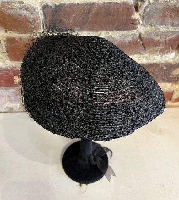 Vintage Black Straw Topper Hat, Veil, Small Flowe… - image 6