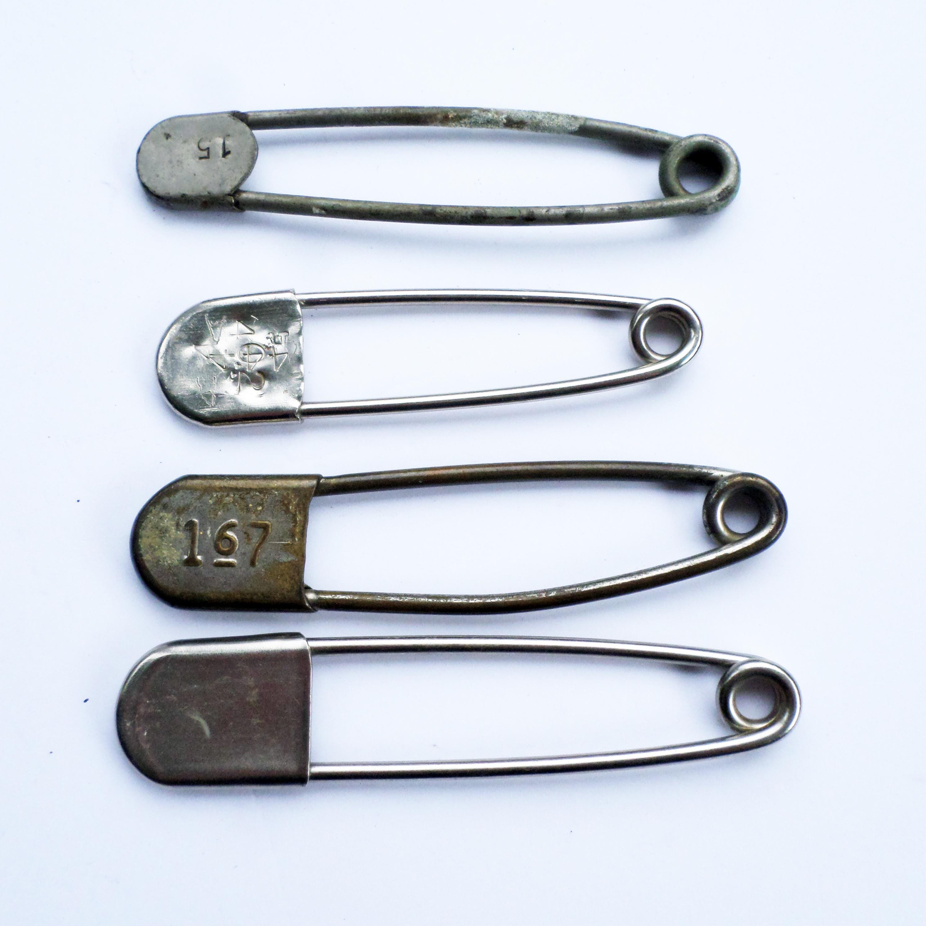 Set of 4 Risdon Pins, Large Numbered Vintage Metal Laundry Pins