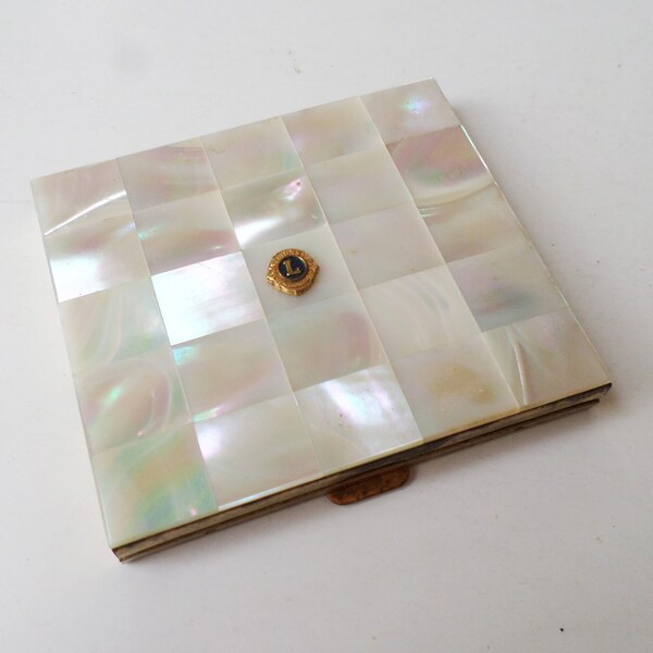 Vintage Marhill Mosaic Mother of Pearl Compact, 1950s Mother of Pearl Brass Makeup Case, Mother of Pearl Pocket Mirror