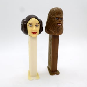 2 Vintage Star Wars Pez Dispensers, Princess Leia and Chewbacca, 1990s Star Wars Collectible