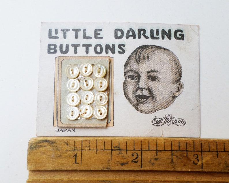 24 Vintage Buttons on Original Cards NOS White Buttons Etsy