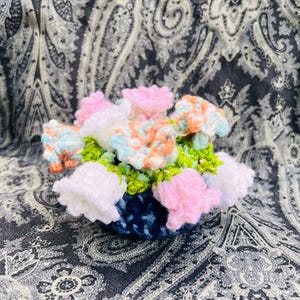 Handmade Crochet Coaster Set with Basket Flower Drink Coasters, Crochet Home & Kitchen Decor, Housewarming Gift, Birthday Gift, Gift for Her