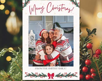 Modello modificabile per biglietto di auguri natalizio con foto di famiglia (Canva)