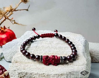 Cinnabar Pixiu 貔貅 Charms Beaded Bracelet - Stretchy Red