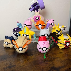 Blandade #0069-#0937 3D-printade Pokébollar med klickknappar