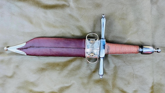 Espadas y Dagas Decorativas de Moteros - Acabado Premium Garantizado