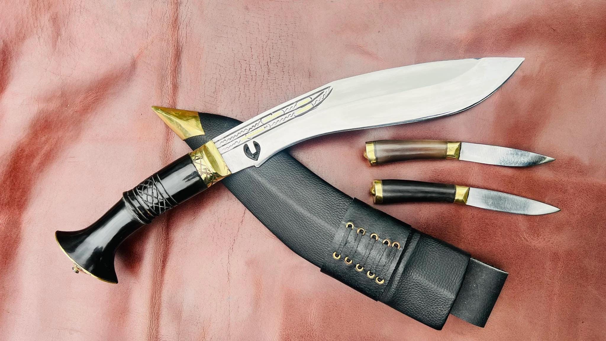 Chitlange Kukri: 10.5
